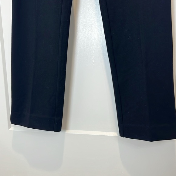 Adrienne Vittadini Black Straight Leg Pants with Streamlined Fit size 8. - Picture 3 of 8